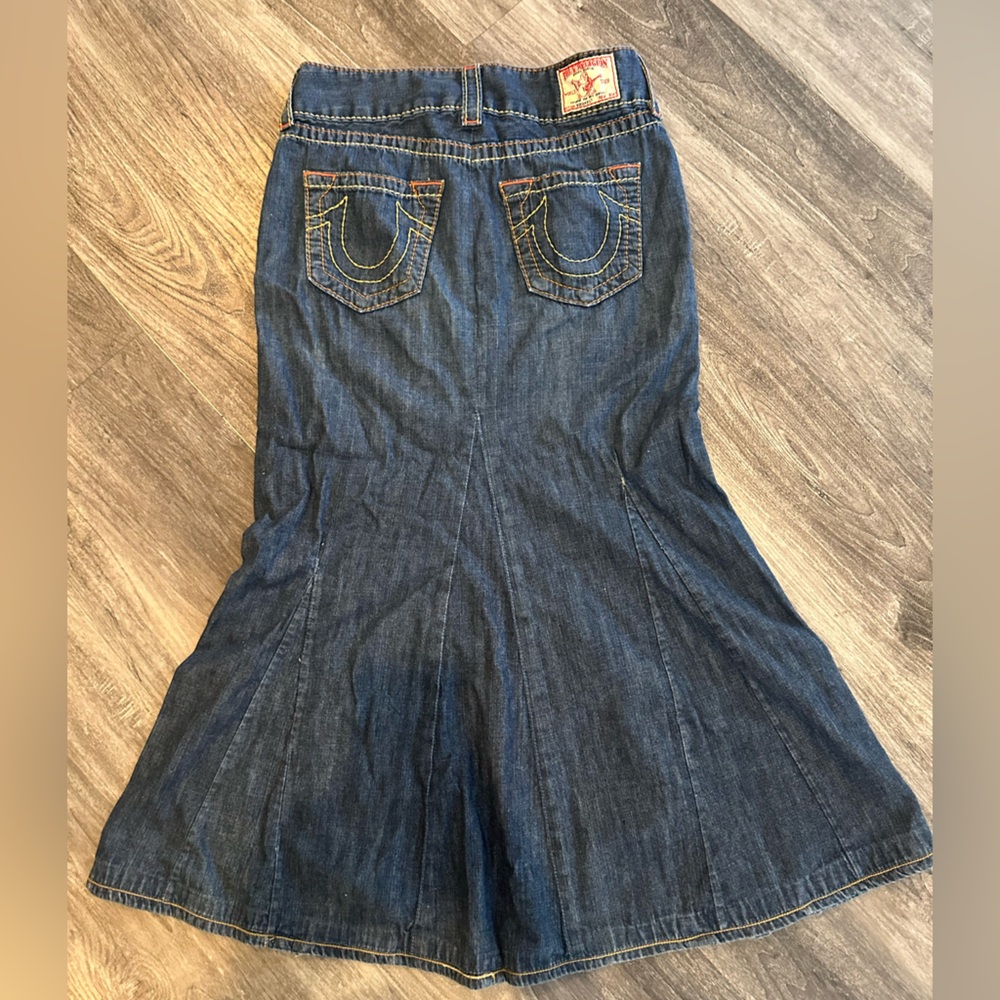 True Religion Women's Modest 5-Pocket Design Denim Long Maxi Skirt 27